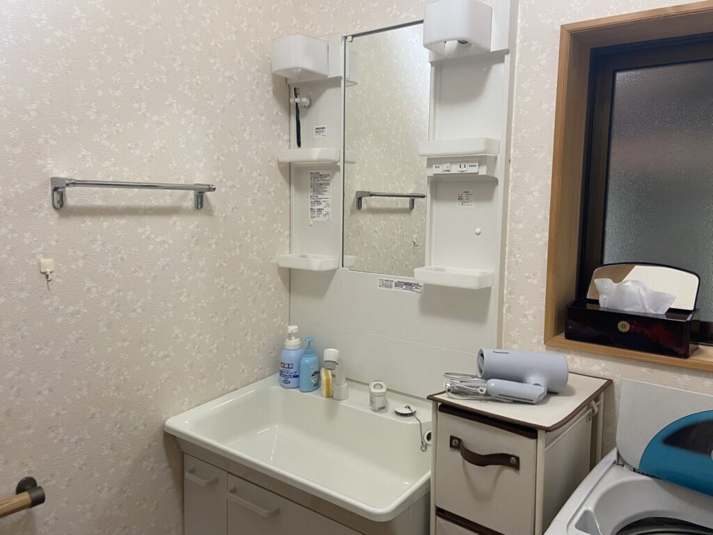 Guesthouse Kannagara Farmstay wash basin Ena Gifu picture