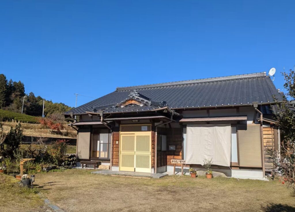 Guesthouse Omusubi Nakatsugawa traditional outlook