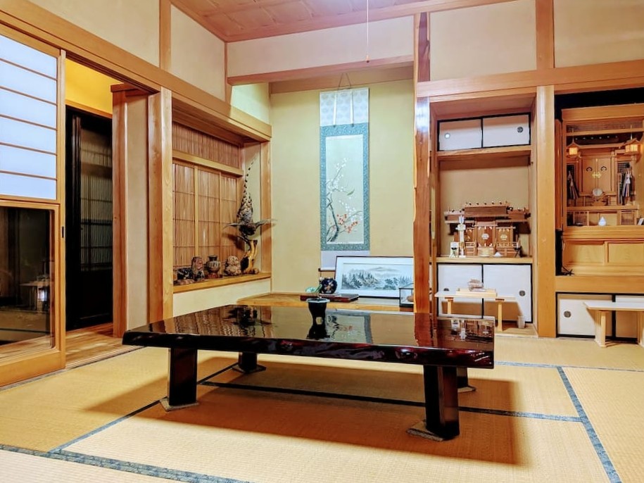 Guesthouse Omusubi Nakatsugawa living room