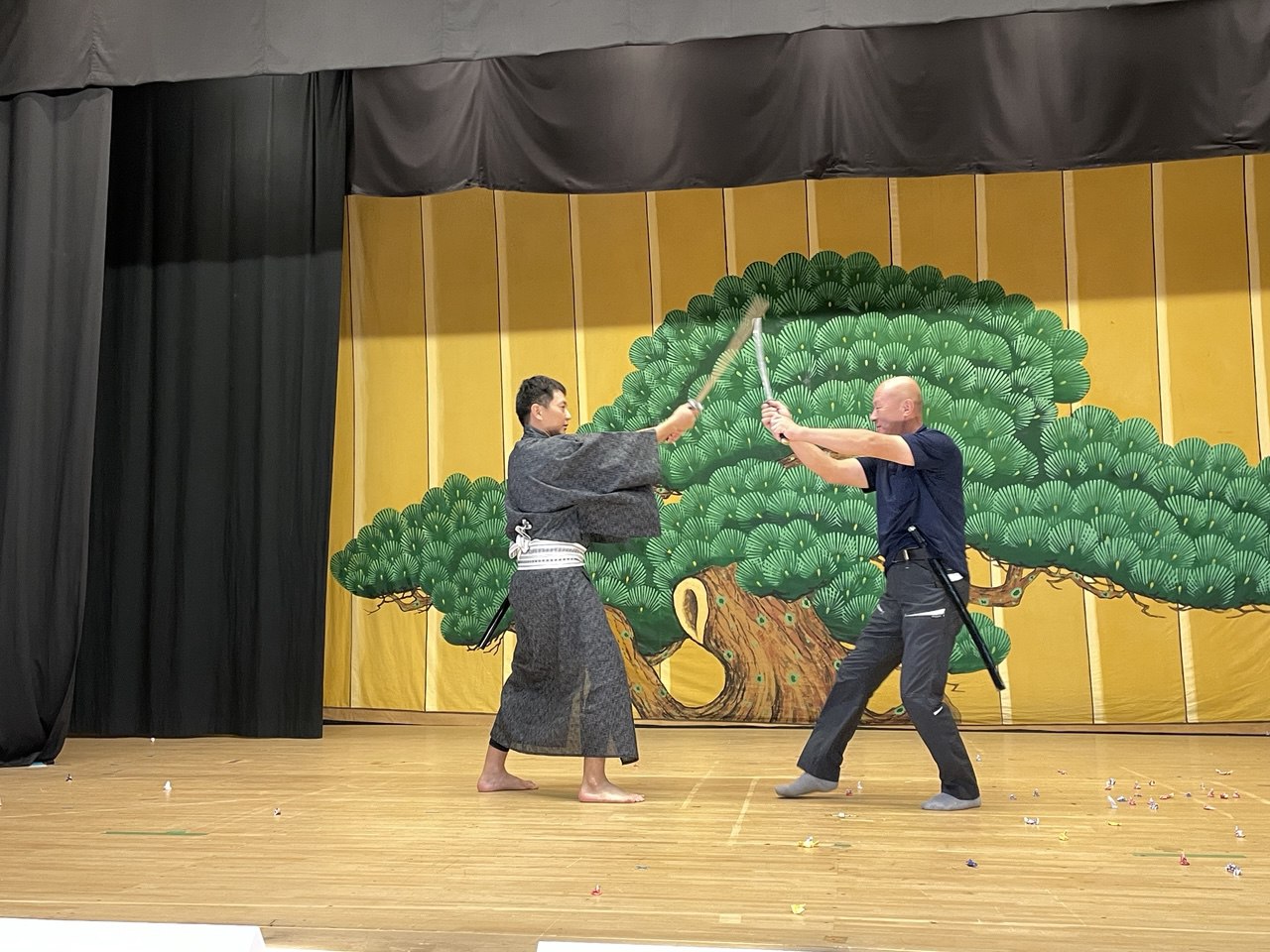 Local kabuki actors showing in Iiji Gomoza GIFU